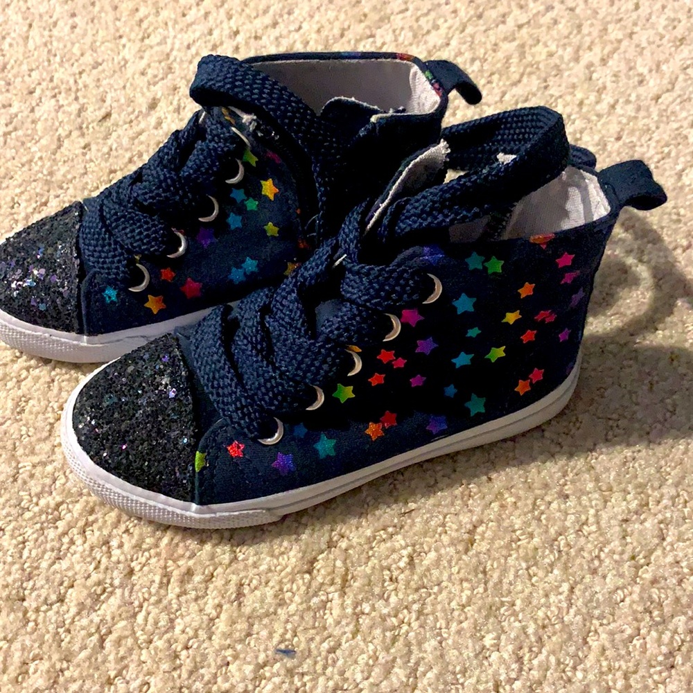 Girls shoes